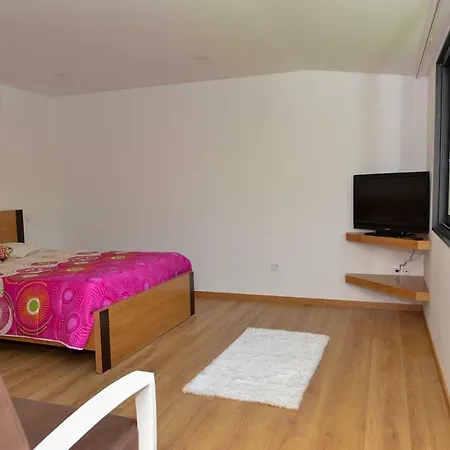 Apartament Casa Encosta Do Rio-Ferias No Geres Vieira do Minho Zewnętrze zdjęcie