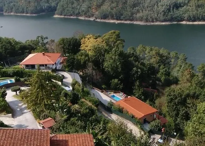 Casa Encosta Do Rio-Ferias No Geres